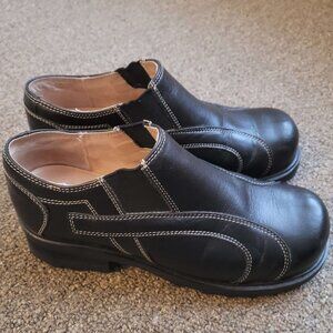 Fluevog Angie Clogs size 37 / 6.5 W Good Condition